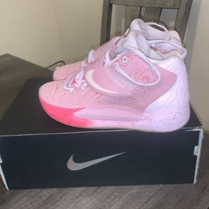 Nike KD 14- Aunt Pearl